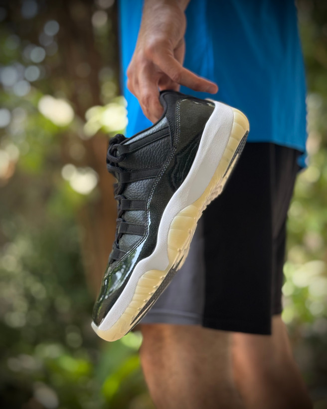 کفش اورجينال بسکتبال Jordan Retro 11