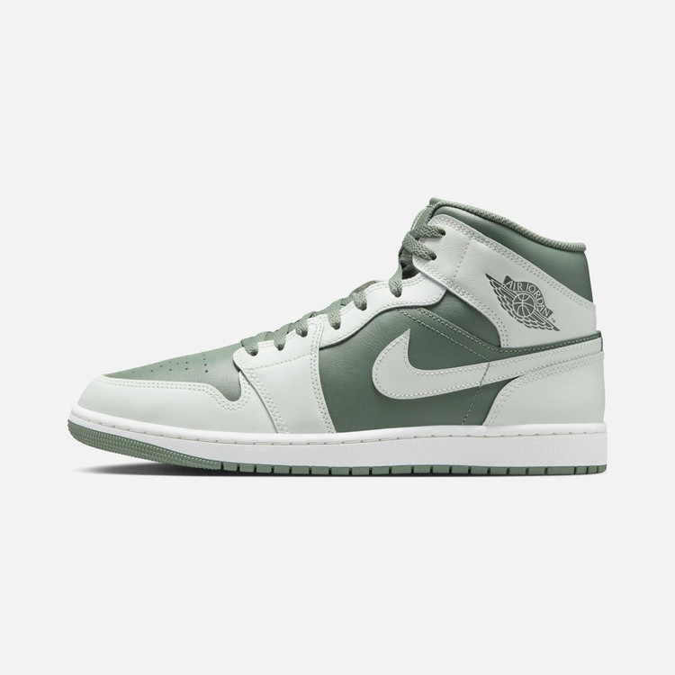 کفش اورجینال استایل و کژوال Nike Air Jordan 1 Mid