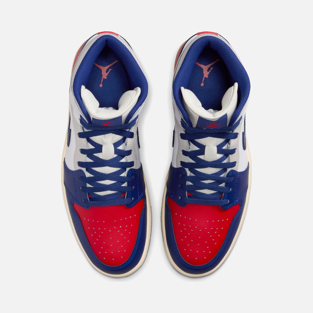کفش اورجینال استایل و کژوال Nike Air Jordan 1 Mid