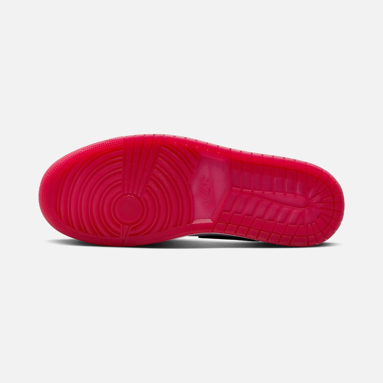 کفش اورجینال استایل و کژوال Nike Air Jordan 1 Low Se
