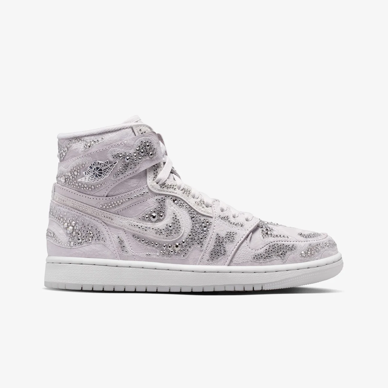 کفش اورجینال استایل و کژوال Jordan Air Jordan 1 Retro High OG x Swarovski 'Vast Grey' (W)