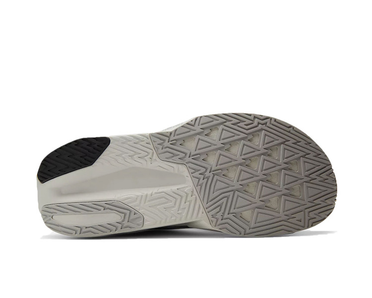 کفش اورجینال رانینگ و پیاده روی New Balance FuelCell Rebel v5